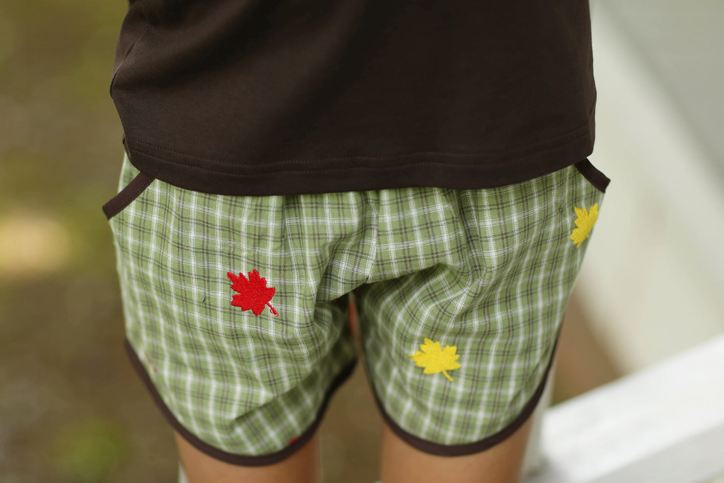 Fall Leaves Embroidered Green Tartan Short Set