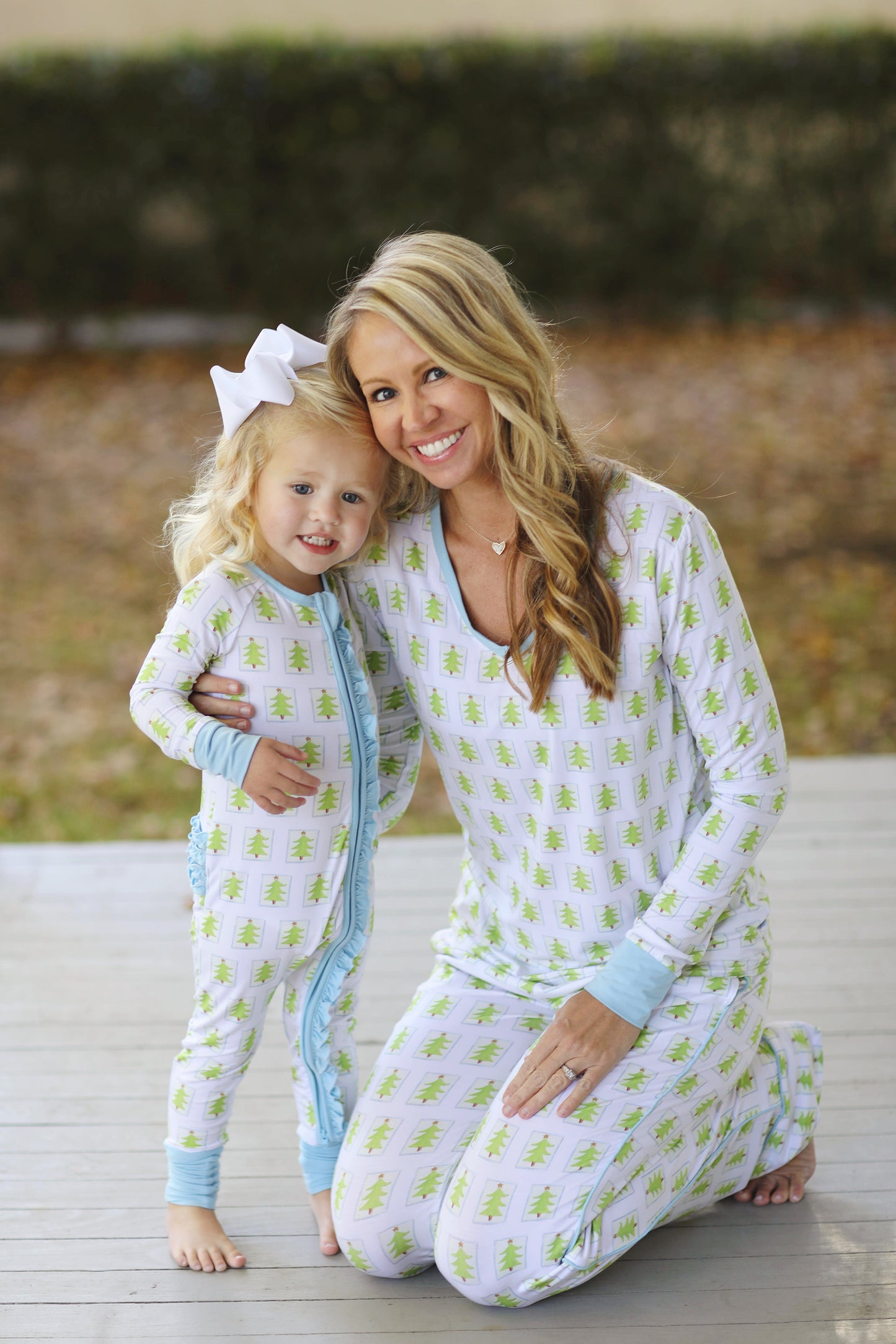 Load image into Gallery viewer, Bamboo Convertible Ruffle Zip-Up- Christmas Trees (Luella Lane)
