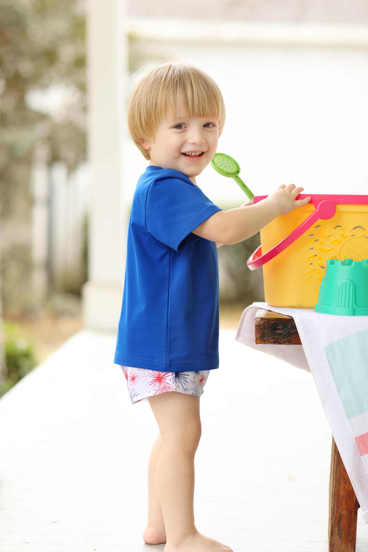 Sparkler Print Pocket Shortie Short Set